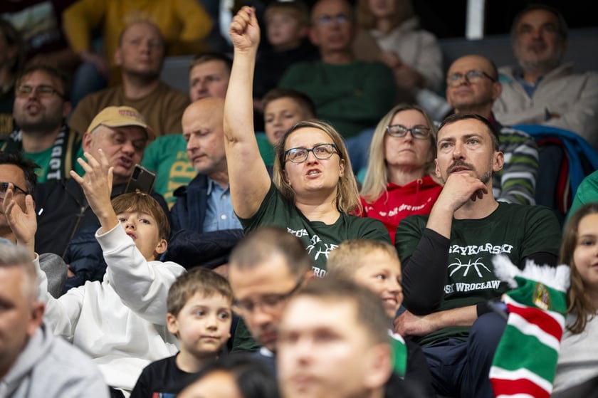 Mecz koszykówki w Orbicie we Wrocławiu - 9 listopada